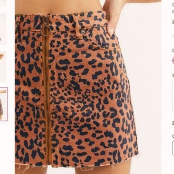 Free People 30 Zip It Up Leopard Fray Hem Mini NEW - Picture 5 of 8